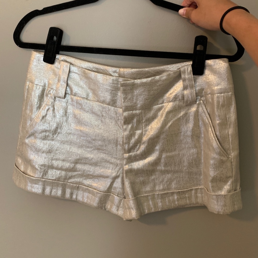 Alice + Olivia Linen Blend Metallic Shorts